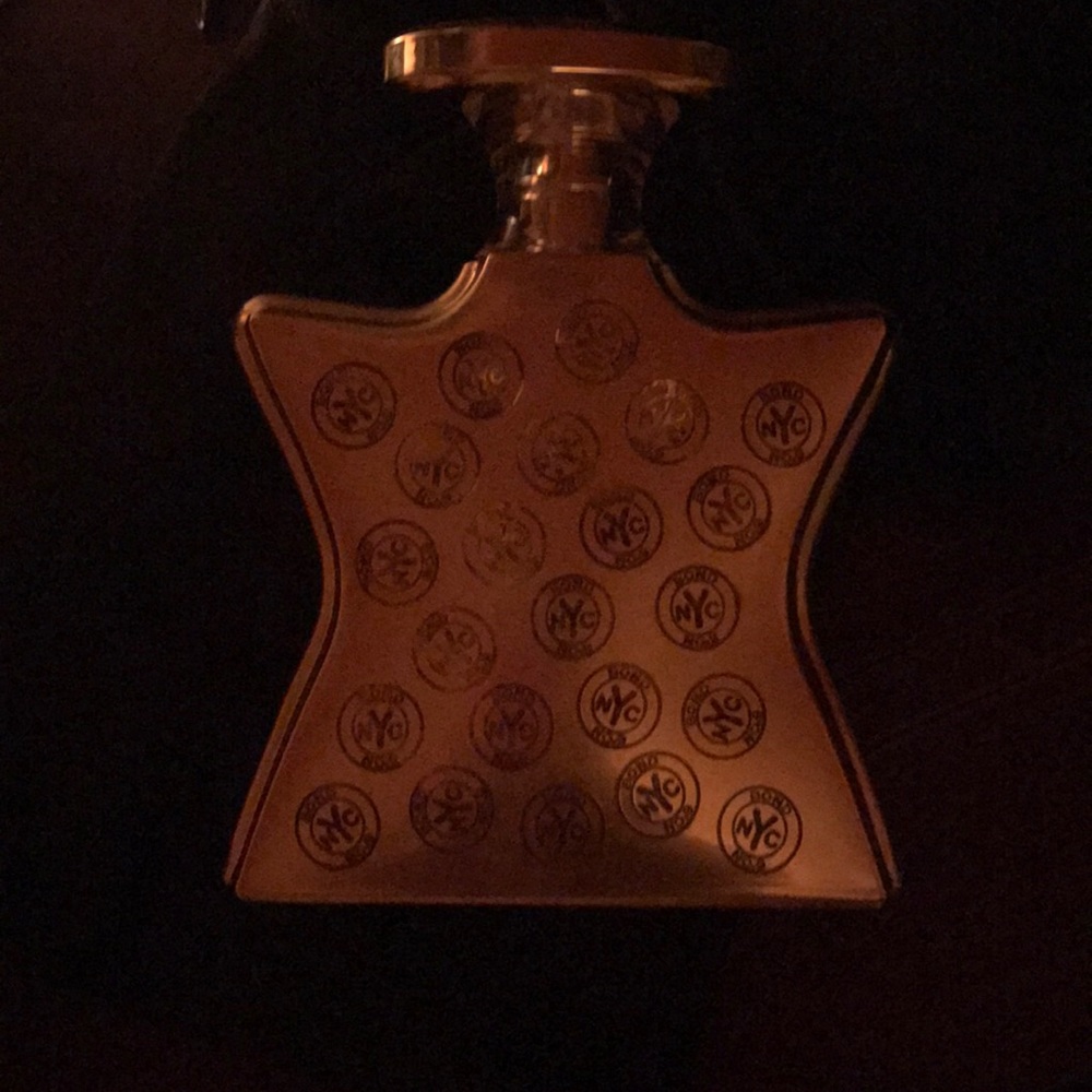 Bond No.9